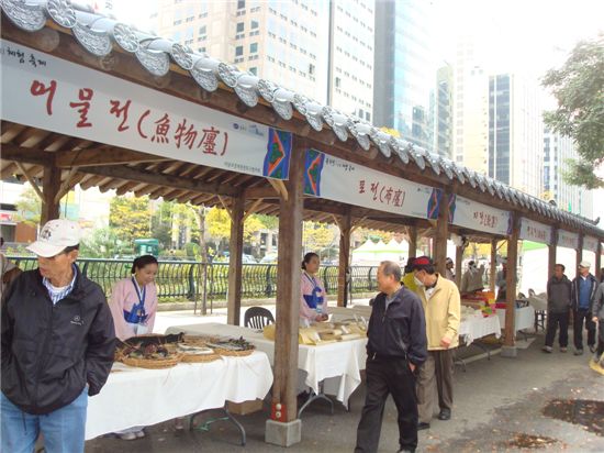 종로구 "조선시대 육의전 보러 오세요"