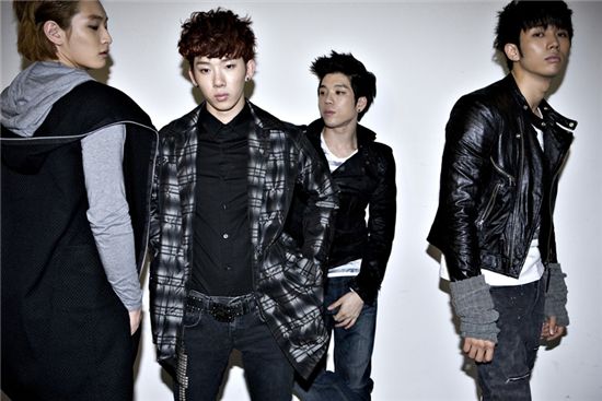 2AM to hold first-ever solo concert in December 