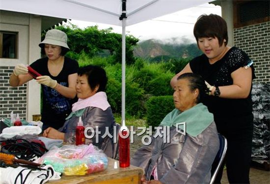 [포토]어머니들 파마하는 날~