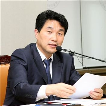 이주호 교육과학기술부 장관