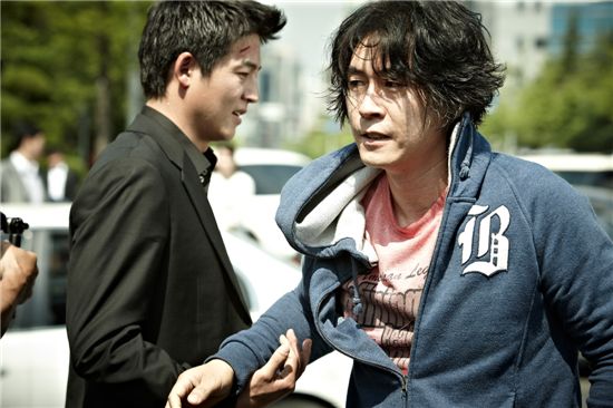 '해결사' 오달수, "도심차량추격장면, 상상 그 이상의 공포였다"