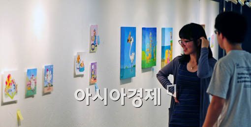 [포토] '이영우 개인전, 소문듣고 왔는데.. 역시 최고~'