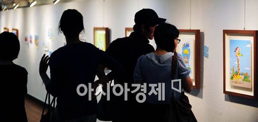 [포토] '이영우 개인전, 소문듣고 왔는데.. 역시 최고~'