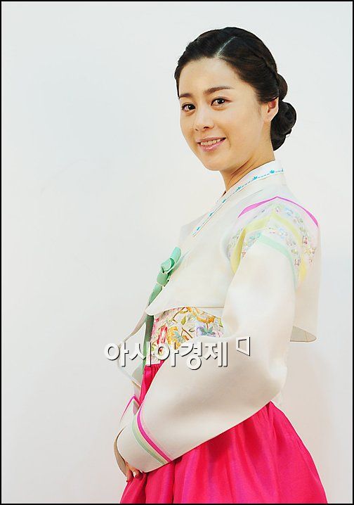 [한복포토]서영희 '한복이 잘 어울리는 여자'