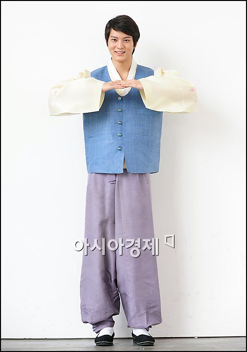 [한복포토]주원 '한가위 인사 드릴께요'