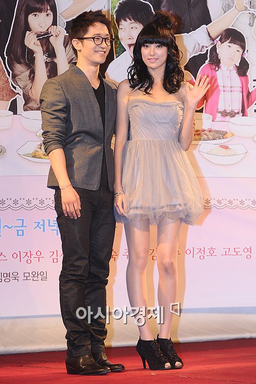 [포토]알렉스-주연 '커플 연기 기대하세요'