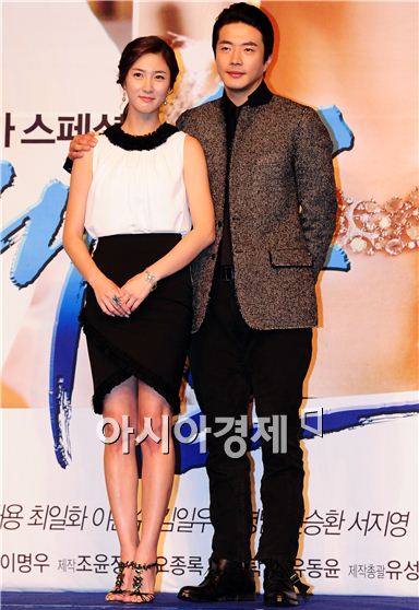 Lee Soo-kyung and Kwon Sang-woo [Han Youn-jong/Asia Economic Daily]