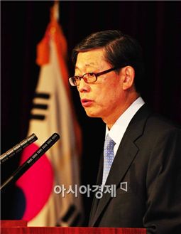 [포토] 취임사하는 김황식 총리