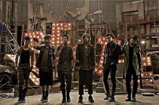 BEAST to hold first concert in December