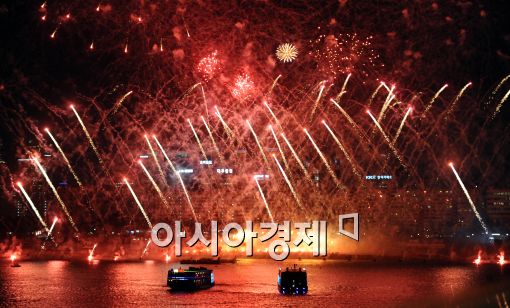 [포토]서울하늘 하려한 불꽃!
