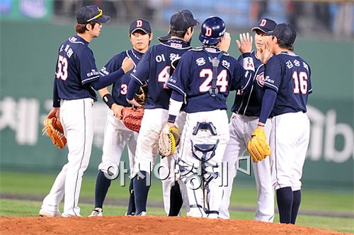 두산, 16일 일본 전지훈련차 출국