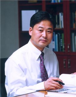 이기형 인터파크 회장, 인터파크INT 대표 겸임