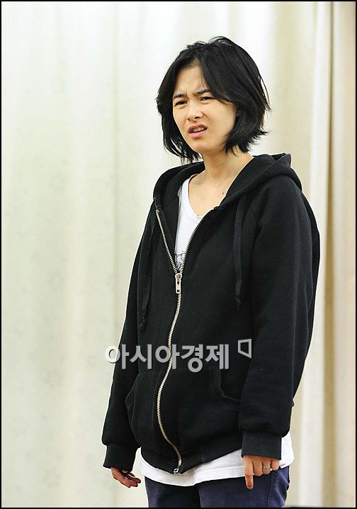 강혜정, 이윤지 주연의 연극 '프루프' 연습실 스케치