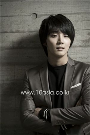 Actor Yoon Si-yoon [Lee Jin-hyuk/10Asia]