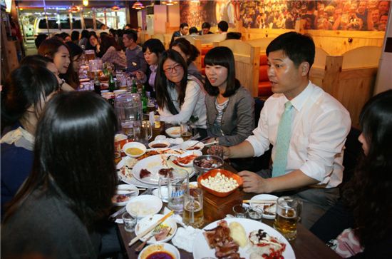 김영배 성북구청장, 취임 100일 맞아 대학생들 대화 