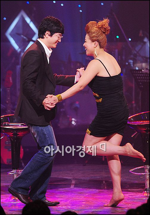 [포토]홍지민, 실제 남편과 '댄스본능'
