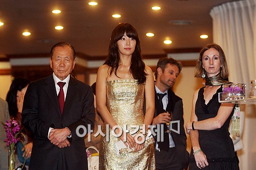 [포토]'프랑스의 밤' 참석한 김동호-한지혜