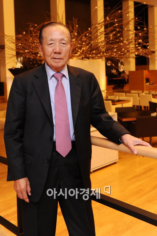 [PIFF2010결산④]김동호 위원장 "영예롭게 물러나 행복하다"(인터뷰)