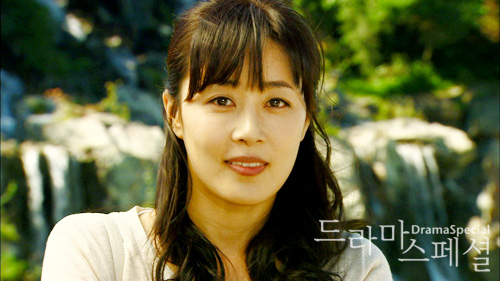 문정희, 영화는 카리스마-드라마는 감성연기