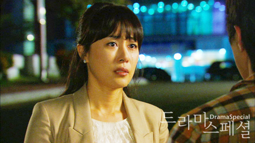 문정희, 영화는 카리스마-드라마는 감성연기