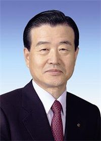 라응찬 "향후 거취 고민중..동반퇴진은 어렵다"(종합)