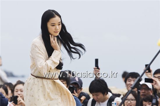 Aoi Yu [Chae Ki-won/10Asia]