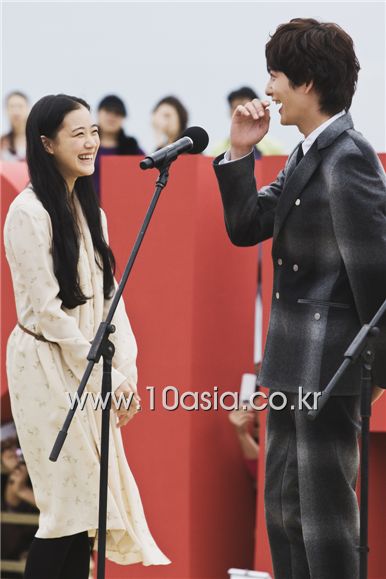 Aoi Yu and Okada Masaki [Chae Ki-won/10Asia]