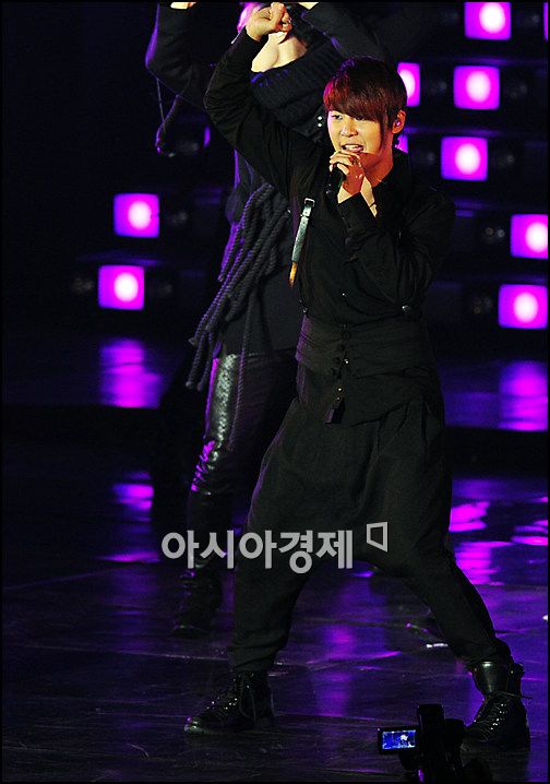 [포토]JYJ 시아준수, 빛나는 무대