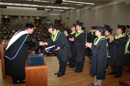 금천구, 연세대 고위정책과정 수료식 가져 