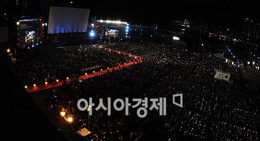 [PIFF2010결산②]굴욕스타부터 아찔한 돌발사고까지…화제의 사건