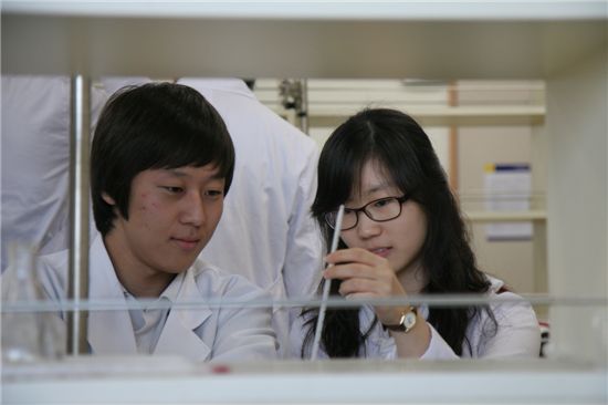 한양대, 아너스 프로그램으로 키우는 노벨상의 꿈