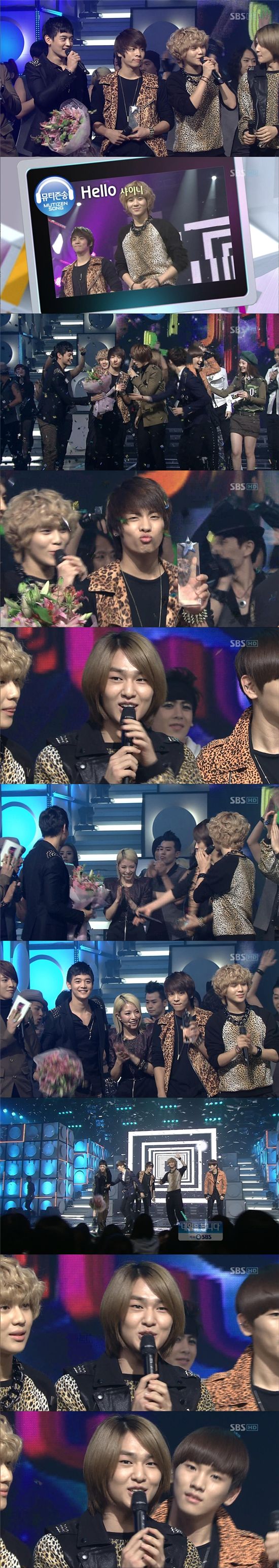 샤이니, 컴백 2주 만에 첫 공중파 1위 "보아누나 감사해요"