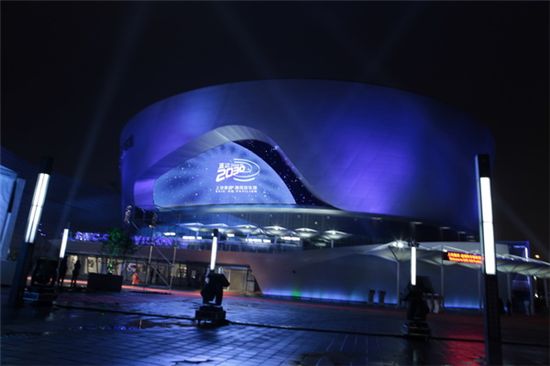 상하이엑스포 GM 전시관 200만명 돌파..미래 콘셉트카 '인기'