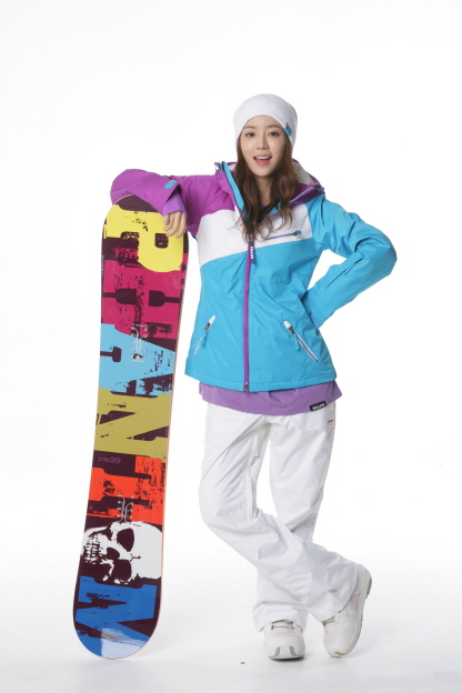 박한별, 보드웨어 브랜드 모델 발탁..'초딩 포스?'