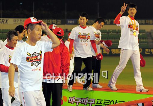 한국야구, 내일(13일) 아시아 정상 오를까