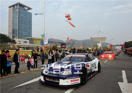 [포토]F1 축하 카 퍼레이드