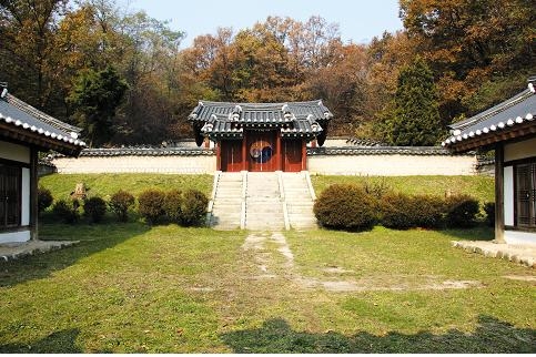 우리옷의 아름다움과 전통종가의 문화를 느껴보세요