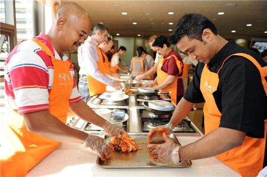 한진해운, 해외 모범직원 38명 본사 초청