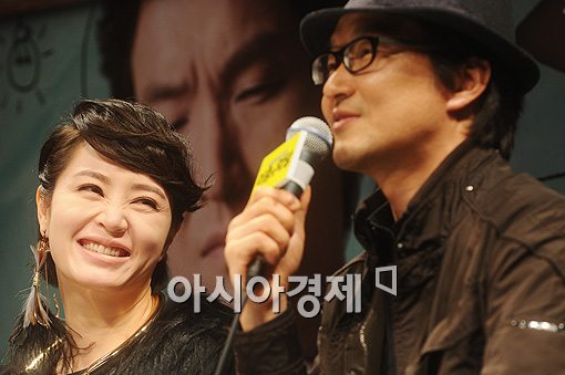 [포토]김혜수 '한석규와 15년만의 행복한 재회'