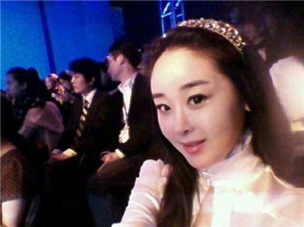 함소원, 오랜만에 귀국 '패션쇼에서 여전한 미모 과시'