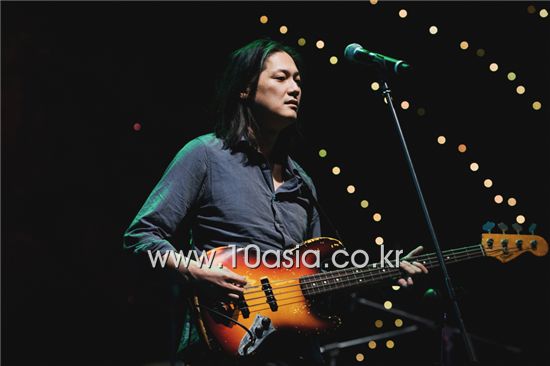 [PHOTO] Wonder Bird performs at Grand Mint Festival