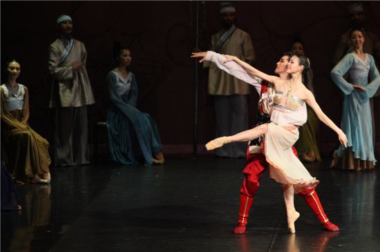 '왕자 호동' 불변의 진리 '사랑'을 세계적+한국적 코드로 연출