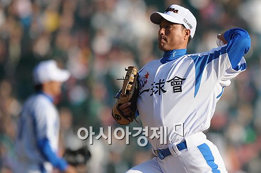 [포토]송진우 '천하무적 야구단 긴장해!'