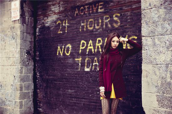 이연희, 뉴욕 이스트빌리지 배경 새로운 스타일 뽐내