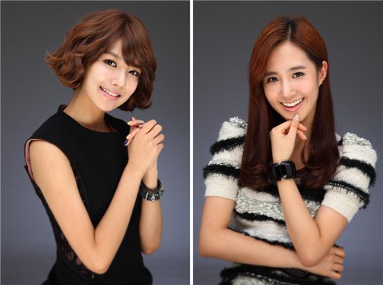 Girls' Generation members Sooyoung and Yuri [SM Entertainment]