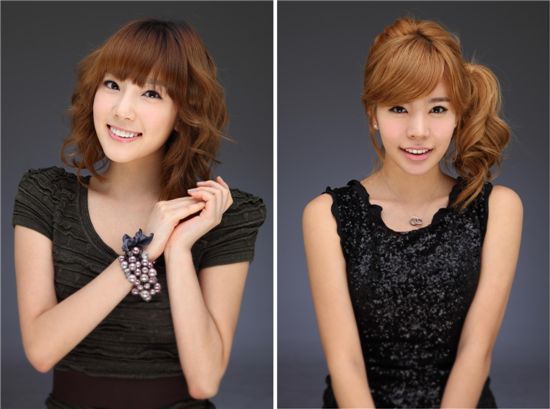 Girls' Generation members Taeyeon and Sunny [SM Entertainment]