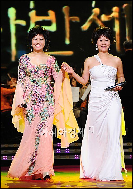 [포토]이혜리-문연주 '가요무대로 하나!'