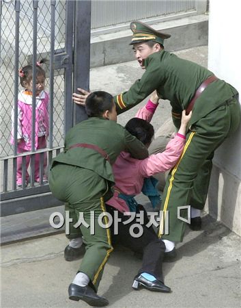 북한 여성들, 탈북 후 하게 된 일이..'헉'