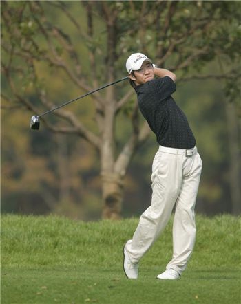 강경남, 5위 "EPGA 우승 불발~"