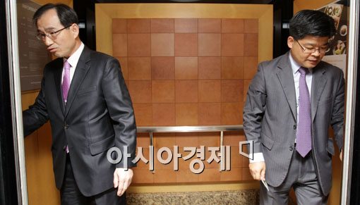[포토] 현대건설 인수대상자 발표하는 채권단